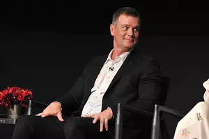 What Does Actor Peter Krause NOT Miss About MN?